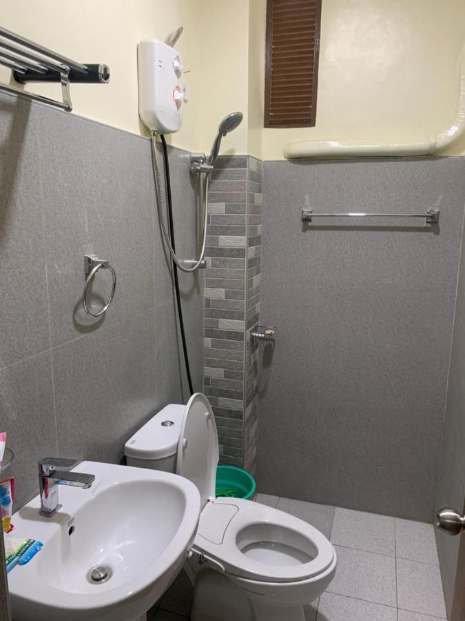 Zl Travelers Inn Batuan المظهر الخارجي الصورة