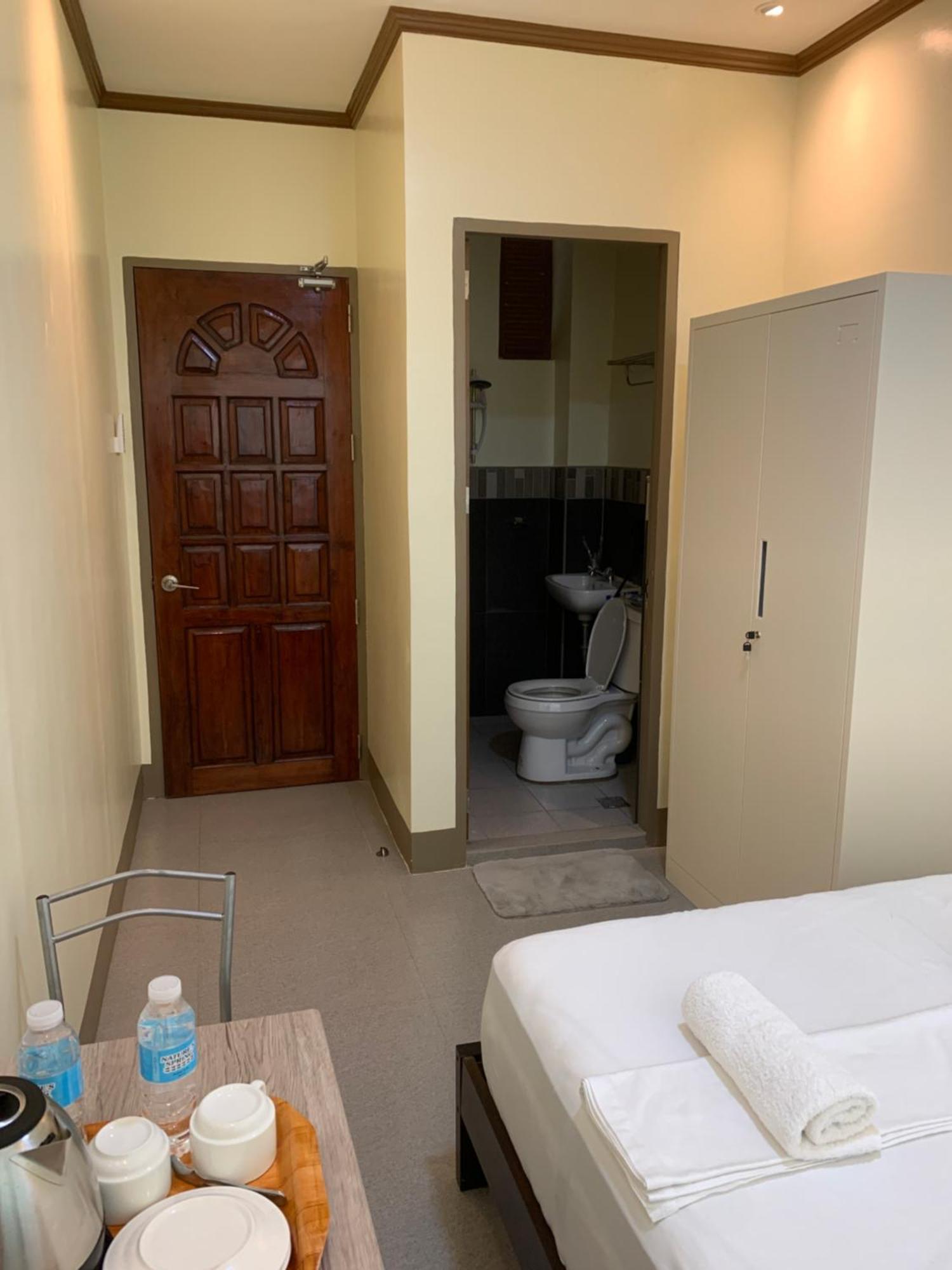 Zl Travelers Inn Batuan المظهر الخارجي الصورة