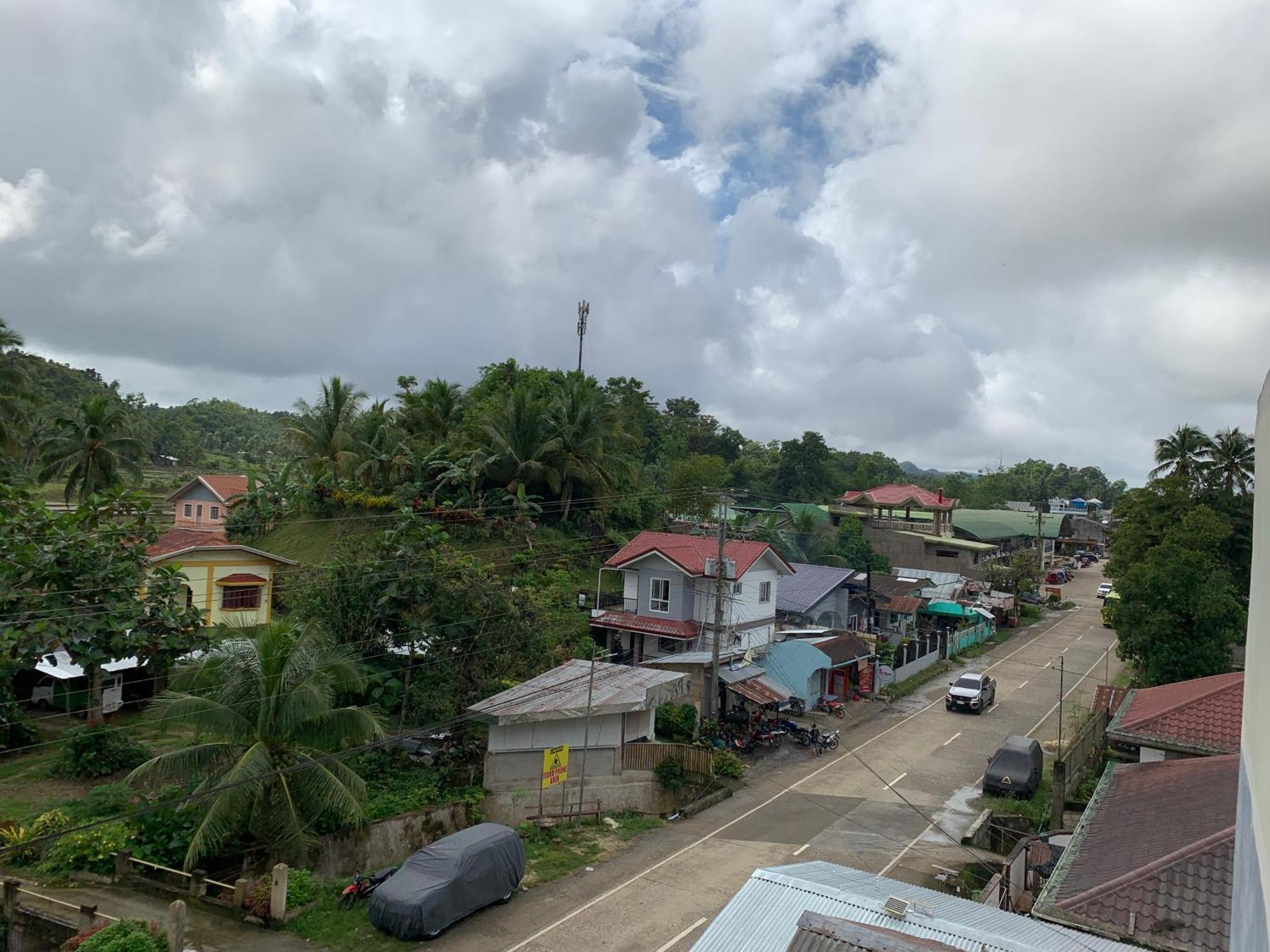 Zl Travelers Inn Batuan المظهر الخارجي الصورة