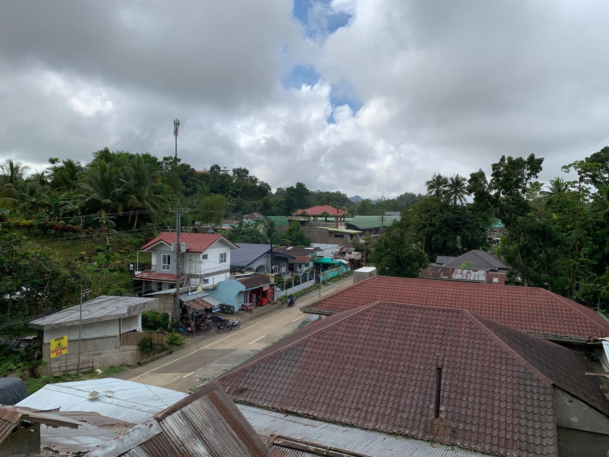 Zl Travelers Inn Batuan المظهر الخارجي الصورة