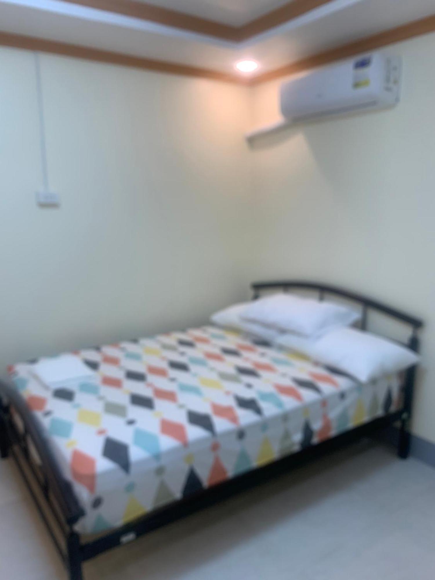 Zl Travelers Inn Batuan المظهر الخارجي الصورة